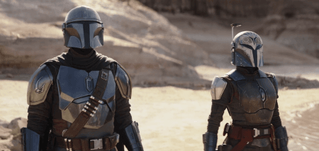 La troisième saison de The Mandalorian est constituée de huit épisodes. Créée par Jon Favreau, la série se déroule en l'an 9 après BY, après l'épisode VI, Le Retour du Jedi, et 25 ans avant Le Réveil de la Force, de la série de films Star Wars